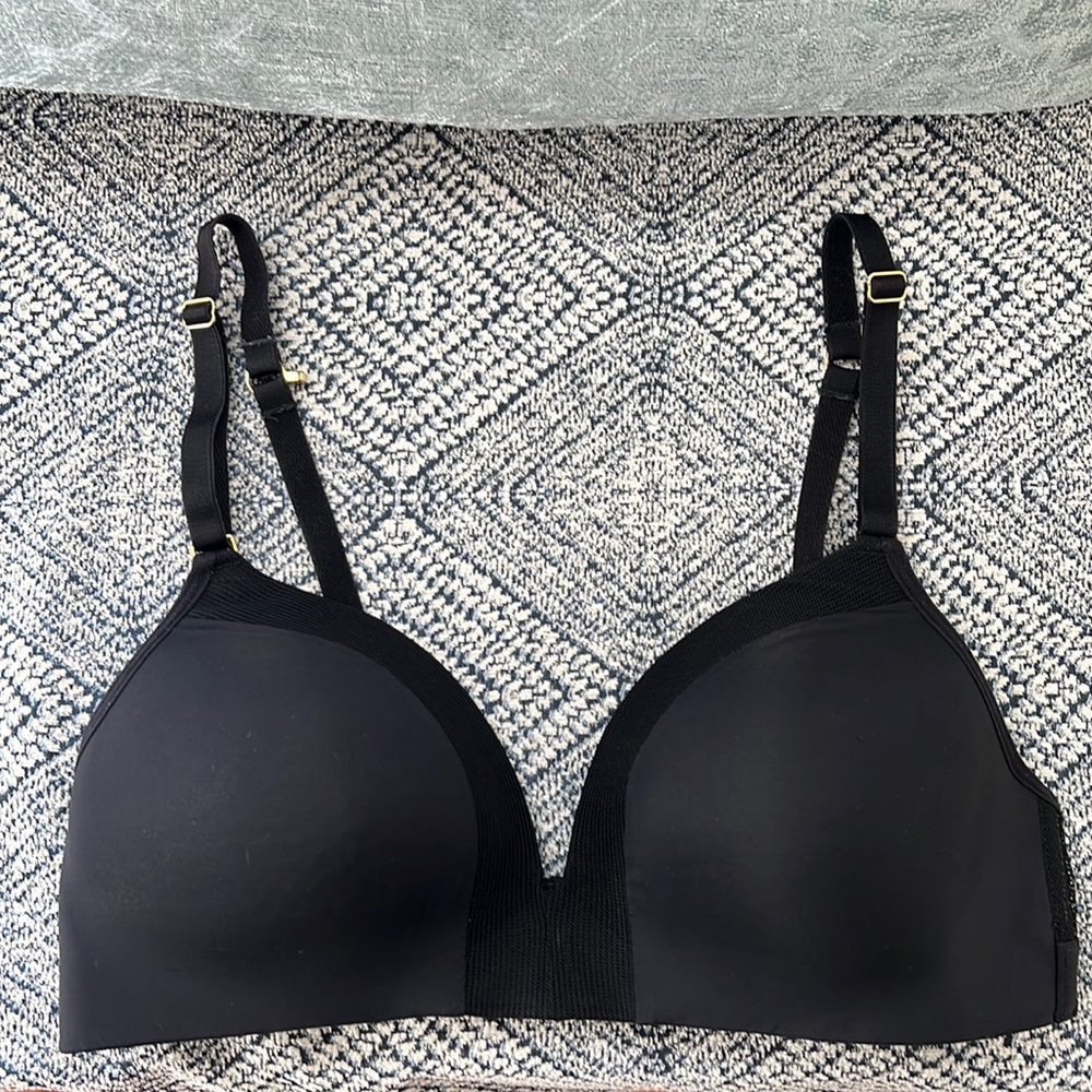 Lively All-Day Deep V No Wire Bra